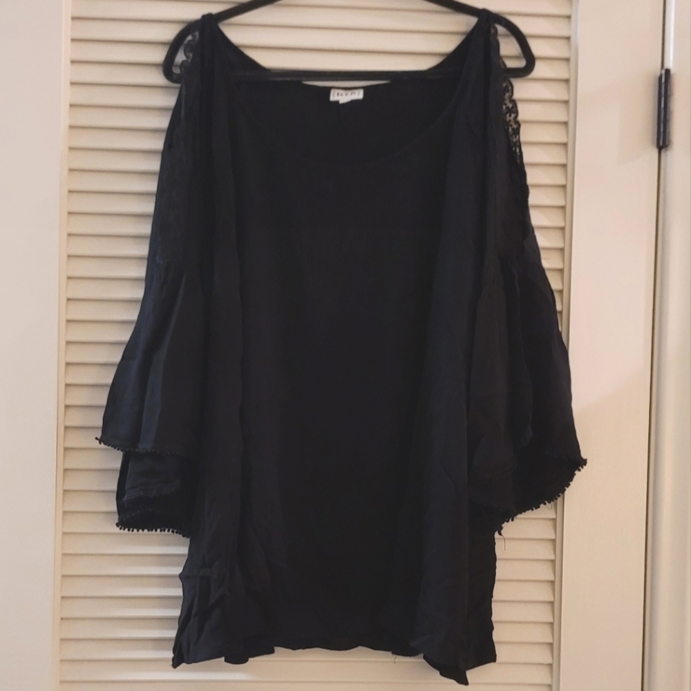 H.I.P. - (Plus-Size) Black Flowy Lace Cold-Shoulder Top With Flared Sleeve